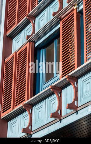 Frankreich. Paris. 9. Arrondissement. Rue Ballu. Haus mit Holzfassade der Villa Ballu Stockfoto