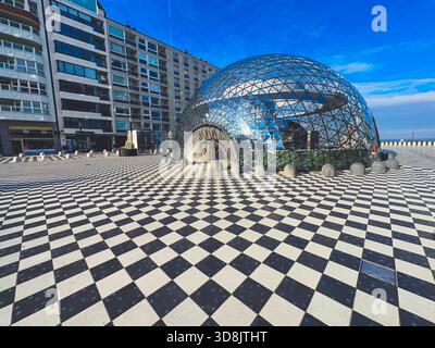 Belgien, Knokke-Heist, Sphere Knokke, ungewöhnliches Restaurant am Meer Stockfoto