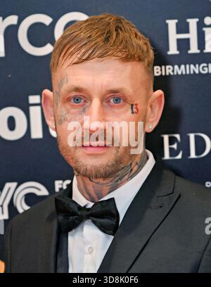 Birmingham, Großbritannien. November 2025. Carl Scott bei den multikulturellen Business & Community Champion Awards 2025 (MBCC Awards) im Hilton Birmingham Metropole, Birmingham, Großbritannien. (Foto von 李世惠/siehe Li/Picture Capital) Credit: Siehe Li/Picture Capital/Alamy Live News Stockfoto