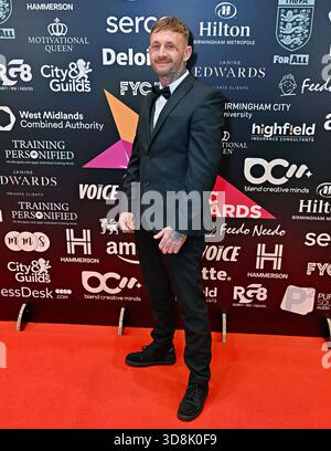 Birmingham, Großbritannien. November 2025. Carl Scott bei den multikulturellen Business & Community Champion Awards 2025 (MBCC Awards) im Hilton Birmingham Metropole, Birmingham, Großbritannien. (Foto von 李世惠/siehe Li/Picture Capital) Credit: Siehe Li/Picture Capital/Alamy Live News Stockfoto