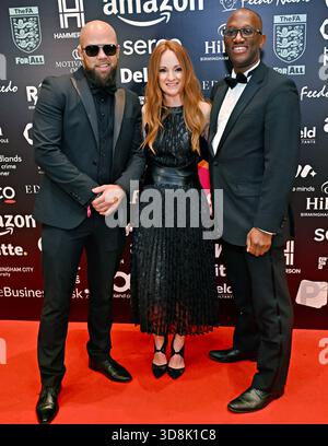 Birmingham, Großbritannien. November 2025. Perry Blake bei den multikulturellen Business & Community Champion Awards 2025 (MBCC Awards) im Hilton Birmingham Metropole, Birmingham, Großbritannien. (Foto von 李世惠/siehe Li/Picture Capital) Credit: Siehe Li/Picture Capital/Alamy Live News Stockfoto