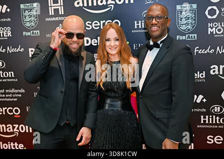 Birmingham, Großbritannien. November 2025. Perry Blake bei den multikulturellen Business & Community Champion Awards 2025 (MBCC Awards) im Hilton Birmingham Metropole, Birmingham, Großbritannien. (Foto von 李世惠/siehe Li/Picture Capital) Credit: Siehe Li/Picture Capital/Alamy Live News Stockfoto