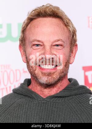 HOLLYWOOD, LOS ANGELES, KALIFORNIEN, USA - NOVEMBER 30: Der US-amerikanische Schauspieler Ian Ziering kommt zur 93. Jährlichen Hollywood Christmas Parade mit Grand Marshal Luke Wilson, der Marine Toys for Tots am 30. November 2025 in Hollywood, Los Angeles, Kalifornien, USA, unterstützt. (Foto: Xavier Collin/Image Press Agency) Stockfoto