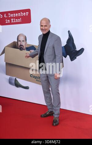 Christoph Maria Herbst besucht am 1. Dezember 2025 in Berlin die Premiere „Stromberg - mehr alles wie immer“ im Zoo Palst Stockfoto