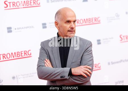 Christoph Maria Herbst bei der Filmpremiere von „Stromberg – noch immer wie Always im Zoo Palast am 1. Dezember 2025 in Berlin. Stockfoto