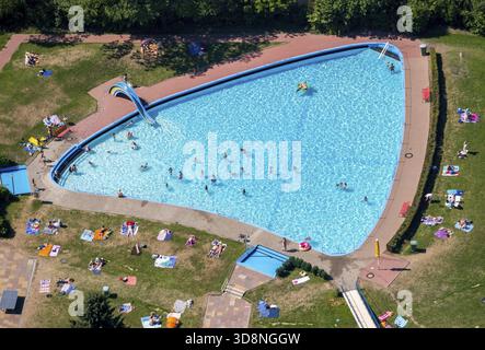 Sprockhoevel Freibad, Liegewiese, Bleichwiese, am Sportplatz, Fußballplatz von TSG 1881 Sprockhoevel e.V. - GUFiT.15, Sprockhoev Stockfoto