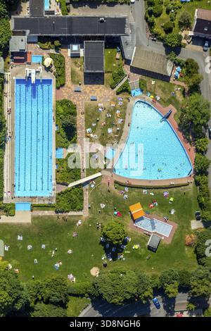 Sprockhoevel Freibad, Liegewiese, Bleichwiese, am Sportplatz, Fußballplatz von TSG 1881 Sprockhoevel e.V. - GUFiT.15, Sprockhoev Stockfoto
