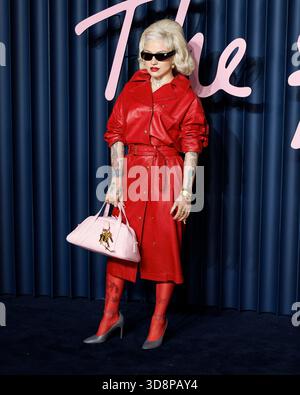 London, Großbritannien. Dezember 2025. Gast nimmt an den Fashion Awards 2025 in der Royal Albert Hall Teil. London, Großbritannien. 12/2025 Credit: dpa Picture Alliance/Alamy Live News Stockfoto