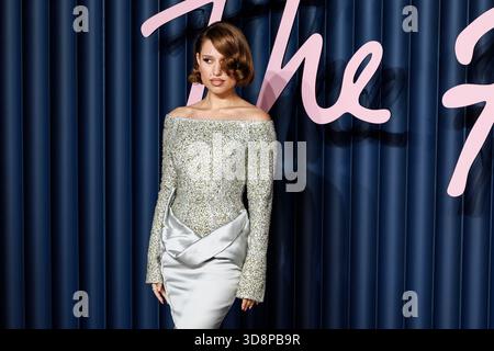 London, Großbritannien. Dezember 2025. Raye nimmt an den Fashion Awards 2025 in der Royal Albert Hall Teil. London, Großbritannien. 12/2025 Credit: dpa Picture Alliance/Alamy Live News Stockfoto