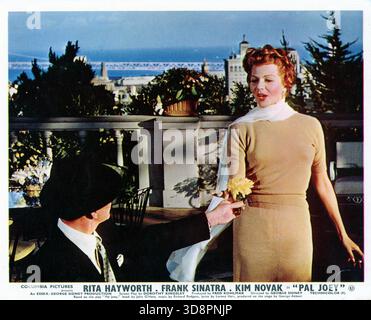 FRANK SINATRA und RITA HAYWORTH in PAL JOEY 1957 Regisseur GEORGE SIDNEY Drehbuch Dorothy Kingsley aus dem Musikbuch von John O’Hara Rowns Jean Louis Musik und Texte Richard Rodgers und Lorenz Hart Choreograf Hermes Pan an an Essex-George Sidney Production / Columbia Pictures Corporation Stockfoto
