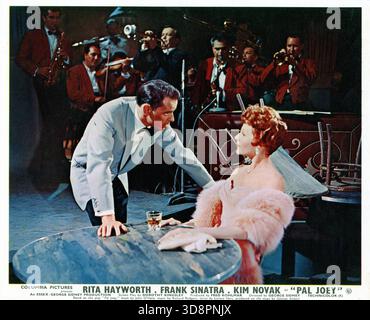 FRANK SINATRA RITA HAYWORTH und BOBBY SHERWOOD in PAL JOEY 1957 Regisseur GEORGE SIDNEY Drehbuch Dorothy Kingsley aus dem Musikbuch von John O’Hara Gowns Jean Louis Musik und Texte Richard Rodgers und Lorenz Hart Choreograf Hermes Pan an an Essex-George Sidney Production / Columbia Pictures Corporation Stockfoto