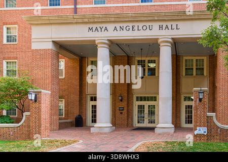 Winston-Salem, NC, 25. Oktober 2025: Maya Angelou Hall auf dem Campus der Wake Forest University. Stockfoto