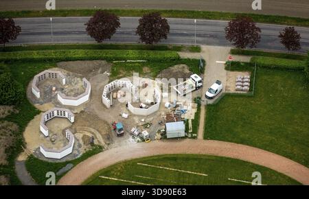 Neue Stelen für Urnengräber auf dem Friedhof an der Berchemallee, Zentraler komm. Friedhof, Gevelsberg, Ruhrgebiet, Nordrhein-Westfalen, Deutschland, DE, Europ Stockfoto