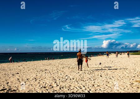 Flic en FLAC ist ein langer, beliebter Strand an der Westküste von Mauritius Stockfoto
