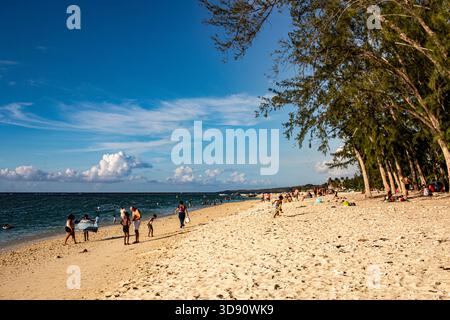 Flic en FLAC ist ein langer, beliebter Strand an der Westküste von Mauritius Stockfoto