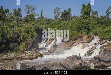 Leistungsstarke Khone Falls auf Mekong in Laos Stockfoto