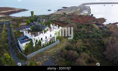 Aus der Vogelperspektive des Soldier’s Point House in Holyhead auf Anglesey Stockfoto