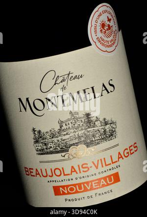 Chateau de Montmelas Beaujolais Nouveau 2025 neue Veröffentlichung junger französischer Rotweinflaschenetikett Stockfoto