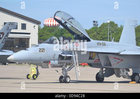 F/A-18F Super Hornet der VFA-106 USN East Close Replacement Squadron am Quonset State Airport, Rhode Island, USA Stockfoto