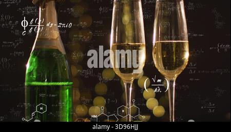 Mit grüner Sektflasche und zwei Flöten mit Blasen auf der Bar, mit wissenschaftlichen Anmerkungen Stockfoto