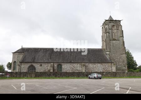 Eglise Saint-Pierre de Plouguer, église romane, Village de Carhaix-Plouguer, Département de Finistere, Bretagne, Frankreich Stockfoto