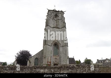 Eglise Saint-Pierre de Plouguer, église romane, Village de Carhaix-Plouguer, Département de Finistere, Bretagne, Frankreich Stockfoto