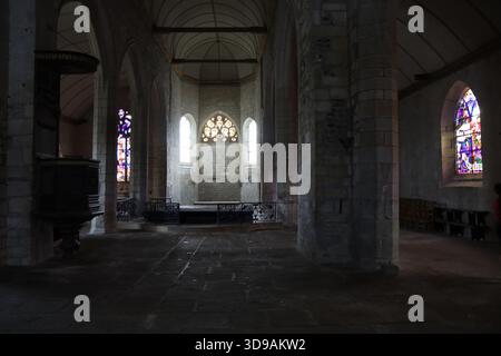 Eglise Saint-Pierre de Plouguer, église romane, Village de Carhaix-Plouguer, Département de Finistere, Bretagne, Frankreich Stockfoto
