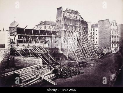 Arènes de Lutèce, Ausgrabungen 1871, Gebäude 55-57, Rue Monge, 5. Arrondissement, Paris. Emonts oder Emonds, Pierre, Fotograf, 1870, Fotografie, Grafik, Fotografie, Abmessungen - Bildmaterial: Höhe: 20,3 cm, Breite: 28,4 cm, Abmessungen - Alte Halterung: Höhe: 31,4 cm, Breite: 48 Stockfoto
