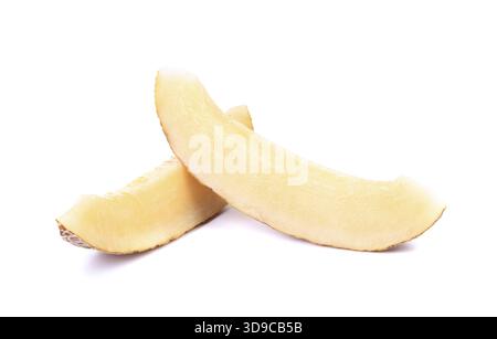 Zwei Melonenscheiben hautnah auf einem weißen Hintergrund Stockfoto