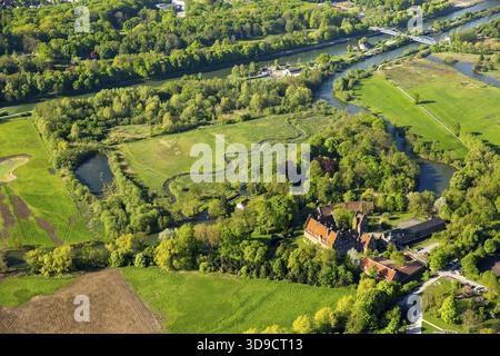 LIFE+ Projekt Lippeaue Hamm, Flug Mai 2015, Fischtreppe Schloss Heessen, Ruhrgebiet, Lippeauen Hamm, Nordrhein-Westfalen, Deutschland, Europa, Luft Stockfoto