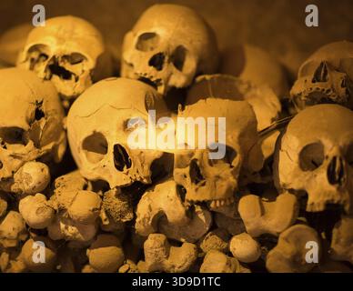 Beinhaus in Neapel in der Verschütteten von Pest und Cholera sind Stockfoto