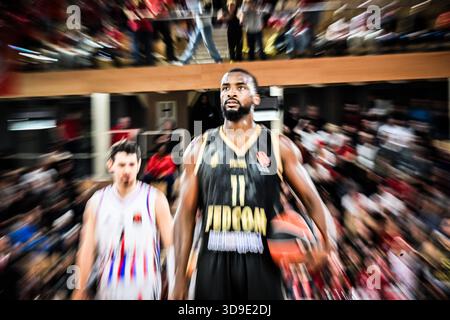 Monaco, Monaco. Dezember 2025. 11 Alpha Diallo der AS Monaco wurde am 4. Dezember 2025 während des Euroleague-Spiels zwischen AS Monaco und Paris Basket in Salle gaston Medecin in Monaco gesehen. Foto: laurent Coust/ABACAPRESS.COM Credit: Abaca Press/Alamy Live News Stockfoto