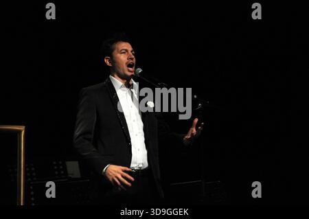 Monaco, Fürstentum Monaco. Dezember 2025. Das Weihnachtskonzert 2025 „Resta Cu me“, gesponsert von der italienischen Botschaft in Monaco und organisiert von den Comites of Monaco, Credit: Fausto Marci/Alamy Live News Stockfoto