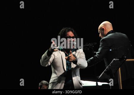 Monaco, Fürstentum Monaco. Dezember 2025. Das Weihnachtskonzert 2025 „Resta Cu me“, gesponsert von der italienischen Botschaft in Monaco und organisiert von den Comites of Monaco, Credit: Fausto Marci/Alamy Live News Stockfoto
