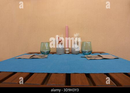 Zeigen Sie Objekte, die die Ecken des Hauses verschönern Stockfoto