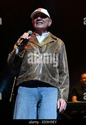 Hollywood FL, USA. Dezember 2025. Guaco tritt im Hard Rock Live auf, das am 4. Dezember 2025 im Seminole Hard Rock Hotel & Casino in Hollywood, Florida, stattfindet. Quelle: Mpi04/Media Punch/Alamy Live News Stockfoto