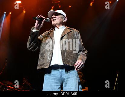 Hollywood FL, USA. Dezember 2025. Guaco tritt im Hard Rock Live auf, das am 4. Dezember 2025 im Seminole Hard Rock Hotel & Casino in Hollywood, Florida, stattfindet. Quelle: Mpi04/Media Punch/Alamy Live News Stockfoto