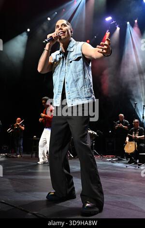 Hollywood FL, USA. Dezember 2025. Guaco tritt im Hard Rock Live auf, das am 4. Dezember 2025 im Seminole Hard Rock Hotel & Casino in Hollywood, Florida, stattfindet. Quelle: Mpi04/Media Punch/Alamy Live News Stockfoto
