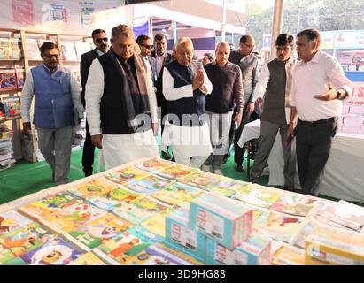 PATNA, INDIEN - 5. DEZEMBER: Bihar-Chef Nitish Kumar besucht am 5. Dezember 2025 in Patna, Indien. Foto: Santosh Kumar/Hindustan Times Bihar-Chef Nitish Kumar weiht die 41. Patna Buchmesse ein Stockfoto