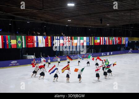 Zagreb, Kroatien. Dezember 2025. Allgemeine Ansicht bei der Eröffnungszeremonie der ISU Eislaufbahn CS Golden Spin von Zagreb 2025 am Velesajam Ice Rink am 5. Dezember 2025 in Zagreb, Kroatien. Foto: Igor Kralj/PPIXSELL Credit: Pixsell/Alamy Live News Stockfoto