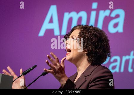 Co-Vorsitzende Amira Mohamed Ali während ihrer Rede auf dem Parteitag Stockfoto
