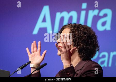 Co-Vorsitzende Amira Mohamed Ali während ihrer Rede auf dem Parteitag Stockfoto
