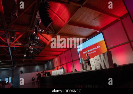 Co-Vorsitzende Amira Mohamed Ali während ihrer Rede auf dem Parteitag Stockfoto