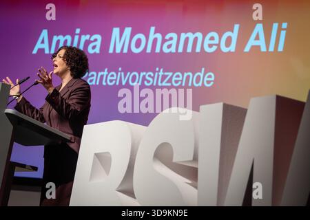 Co-Vorsitzende Amira Mohamed Ali während ihrer Rede auf dem Parteitag Stockfoto