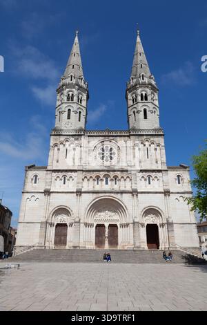 Eglise Saint-Pierre de Mâcon, Mâcon, Saône-et-Loire, Bourgogne-Franche-Comté, Frankreich. Stockfoto