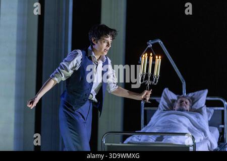Royal Opera, London, Großbritannien. Samstag, 6. Dezember 2025. Die kanadisch-italienische Mezzosopranistin Emily D’Angelo in der Titelrolle der ARIODANTE von Händel, Eröffnung in der Royal Opera, Covent Garden, London am Dienstag, den 9. Dezember. Quelle: Donald Cooper/Alamy Live News Stockfoto
