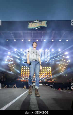 Curitiba, Brasilien. Dezember 2025. PR - CURITIBA - 06/12/2025 - CURITIBA, PRIME ROCK BRASIL - Dinho Ouro Preto von der Band Capital Inicial während eines Auftritts im Prime Rock Brasil in Pedreira Paulo Leminski, in Curitiba, diesen Samstag (06). Foto: Robson Mafra/AGIF (Foto: Robson Mafra/AGIF/SIPA USA) Credit: SIPA USA/Alamy Live News Stockfoto