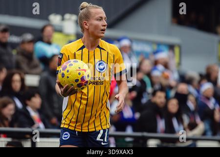 London, Großbritannien. Dezember 2025. Rachel McLauchlan (27 Brighton) während des Spiels der FA Womens Super League zwischen London City Lionesses und Brighton im Copperjax Community Stadium in London. Quelle: SPP Sport Pressefoto. /Alamy Live News Stockfoto