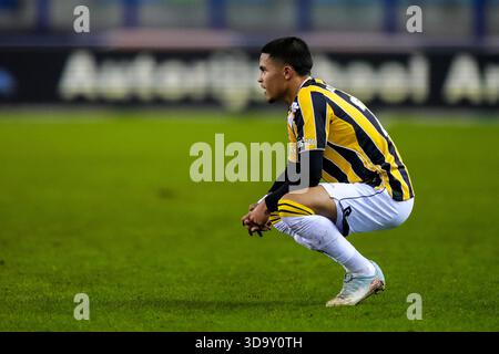 Arnheim, Niederlande. Dezember 2025. ARNHEM, 12.07.2025, GelreDome, Saison 2025/2026, niederländischer Keuken Kampioen Divisie Football, Spiel zwischen Vitesse und TOP Oss, Foto zeigt Vitesse Spieler Xiamaro Thenu sieht dejected Credit: Pro Shots/Alamy Live News Stockfoto