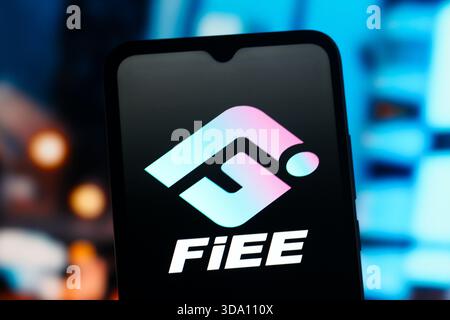 Kanada. Dezember 2025. In dieser Abbildung wird das FiEE-Logo auf einem Smartphone-Bildschirm angezeigt. Quelle: SOPA Images Limited/Alamy Live News Stockfoto